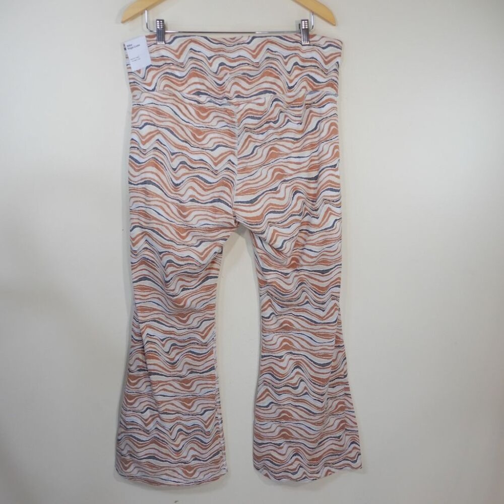 NIKE Yoga Luxe Fit & Flare Full Length Pants Size 2X Dark Russet White NEW $115 - Picture 8 of 12
